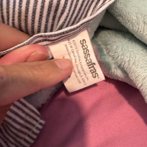 Striped Kids Mittens and apron Set - Picture 2 of 3